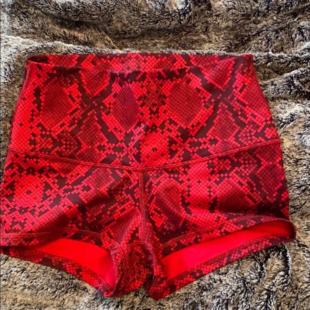 Lulu lemon shorts